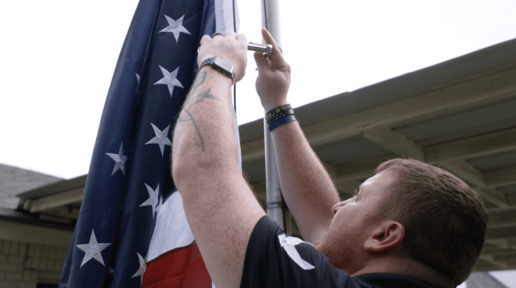 Comcast's Veterans Network replaces flag